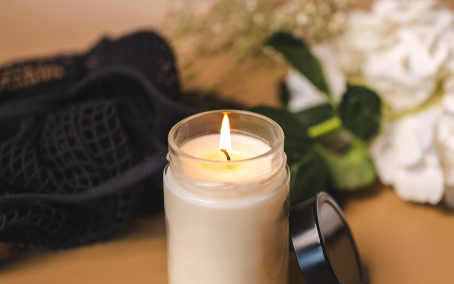 Craft Your Own Soy Candle in 5 Easy Steps | Canledmaking