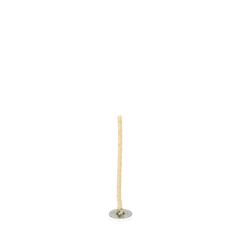Yellow Beeswax Votive Wick for beeswax votive candles. || Mèche votive en cire d'abeille jaune pour bougies votives en cire d'abeille.