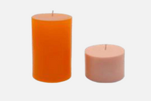 

Load image into Gallery viewer, Colour Dye Chips - Orange for color tinting DIY candles. Find them at Village Craft and Candle. || Coules de teinture de couleur - orange pour les bougies de bricolage de teinture de couleur. Trouvez-les chez Village Craft and Candle.

