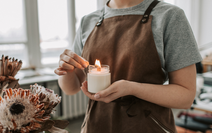 How Do I Choose Between Sole Proprietorship and Incorporation For My Candle Business?