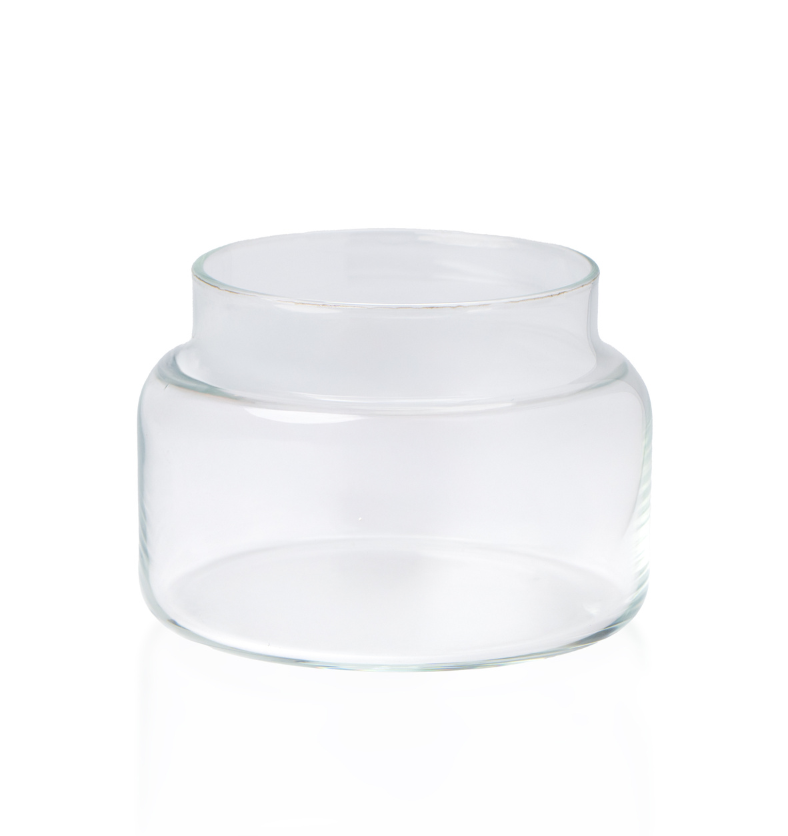 New 10oz Traditional Jar clear glass candle vessel, unlidded product shot on a white background, showing the wide opening. || Nouveau Pot Traditionnel 10oz en verre transparent, sans couvercle sur fond blanc, montrant l'ouverture large.