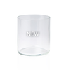 Single new 8oz Madison Jar highlighting the smooth, upgraded base and clear, thicker glass construction. | Seul nouveau pot Madison de 8 oz mettant en évidence la base lisse et améliorée et la construction en verre plus clair et plus épais.