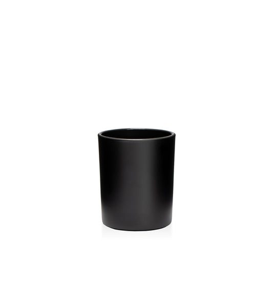  Image d'un récipient en verre noir mat sur un fond blanc représentant le pot LUX noir mat de 4 oz de Village Craft & Candle.