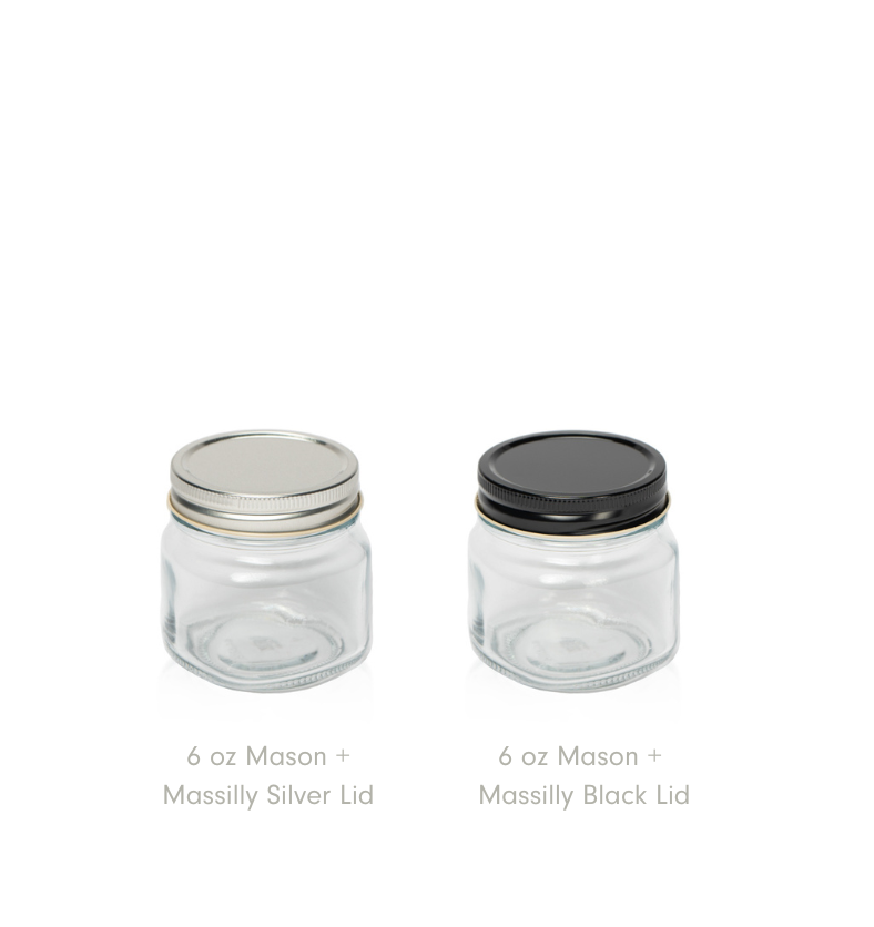 6 oz Mason jars for candle making with silver and black Massilly lids – great for a rustic or modern look. || Pots Mason de 6 oz pour fabrication de bougies avec couvercles Massilly argentés et noirs – parfaits pour un style rustique ou moderne.