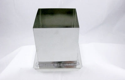 Square 4x4 Metal Mold for Candle Making || Moule métallique carré 4x4 pour la fabrication de bougies