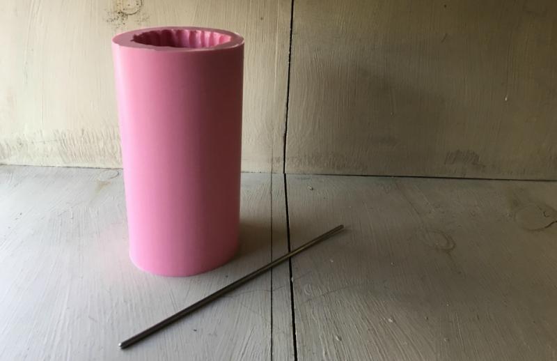 Rustic Pillar 2.5 x 5 - Silicone Mold for Candle Making || Pilier rustique 2,5 x 5 - moisissure de silicone pour fabriquer des bougies
